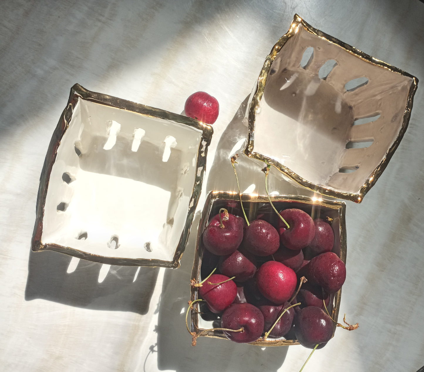 Pint Size Ceramic Berry Baskets / Strainer with 22k Gold Luster